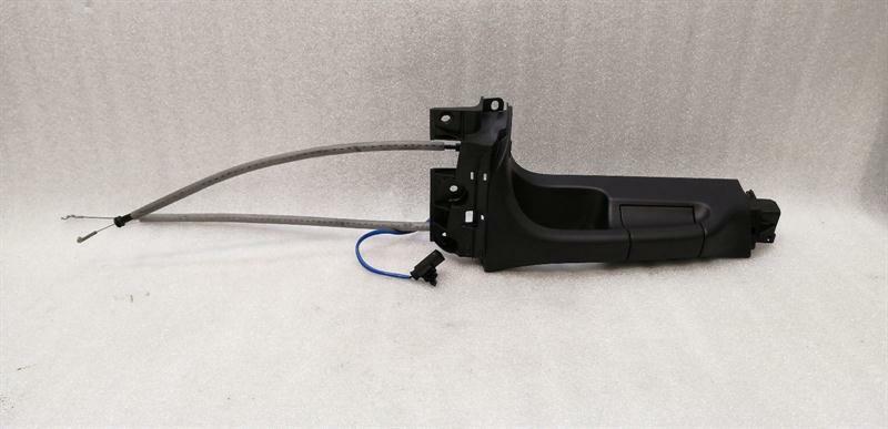 Mercedes-Benz V / Vito / EQV (W447) 2014-... Mercedes V-Class W447 RLH Door Inner Handle A4477607600 Interior Door Handle Left