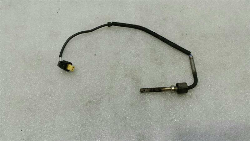 Mercedes-Benz V / Vito / EQV (W447) 2014-... Mercedes V-class W447 Temperature Sensor A0009055205 Flue Gas Temperature Sensor
