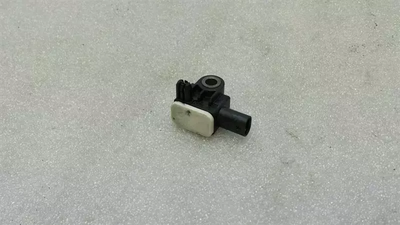 Mercedes-Benz V / Vito / EQV (W447) 2014-... Mercedes V-class W447 Crash Sensor A4479050013 Impact Sensor SRS