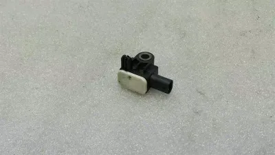 Mercedes V klases W447 avārijas sensors A4479050013 trieciena sensors SRS