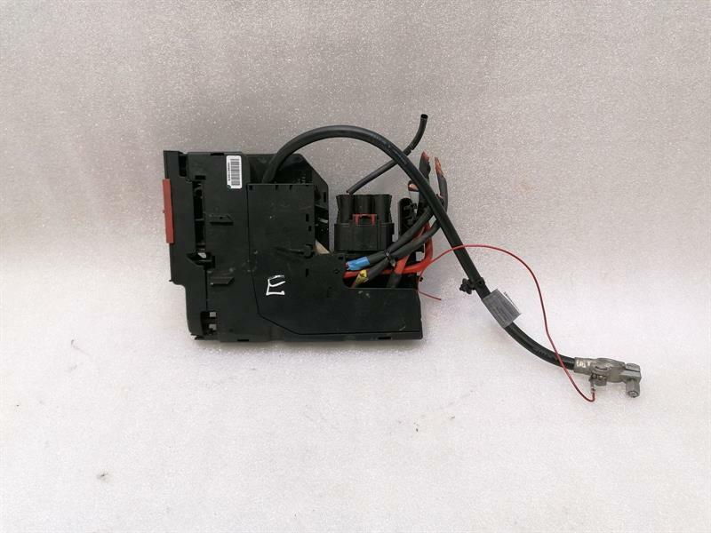 Mercedes-Benz C (W204) Fuse box Mercedes E Class W207 Fuse Box A2075400740 Fuse...