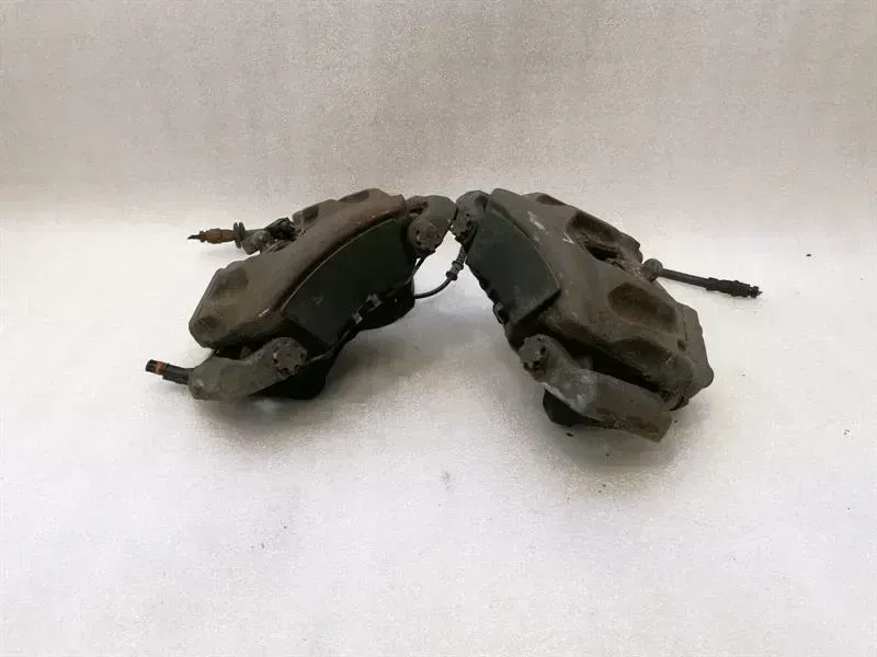 Mercedes-Benz C (W204) Brake caliper Mercedes E Class W207 front brake caliper set A...