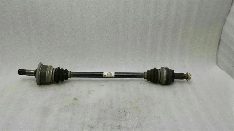 BMW 5 Series F10 528i Drive Shaft Rear Right 7581022 Rear Right Drive Shaft