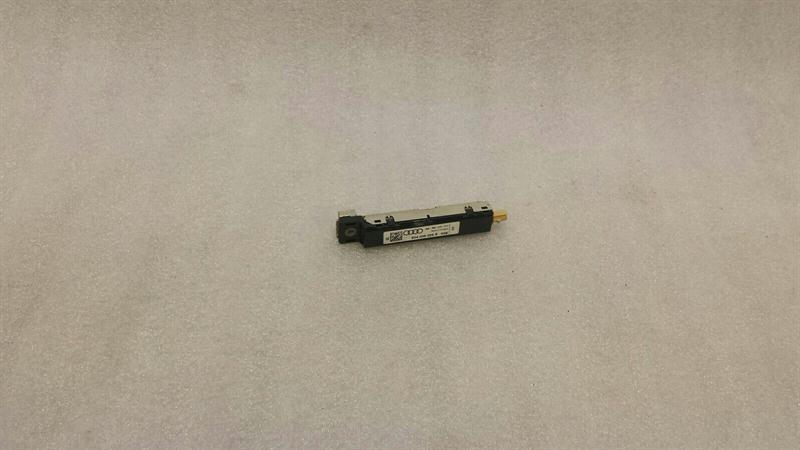 Audi A3 (8Y)  2020-... AUDI A3 8V FACELIFT AERIAL / ANTENNA 8V4035225B AERIAL