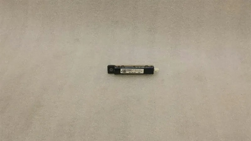 AUDI A3 8V FACELIFT AERIAL / ANTENNA 8V4035225 AERIAL