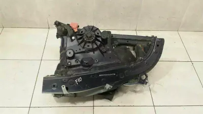 BMW 5-serie F10 528i höger främre chassiben 41107259360 höger främre styrhus