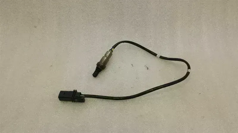 Audi A3 (8V) AUDI A3 8V FACELIFT LAMBDA SENSOR 04L906262A LAMBDA SENSOR Body type: Hatchback
Fuel: Diesel
