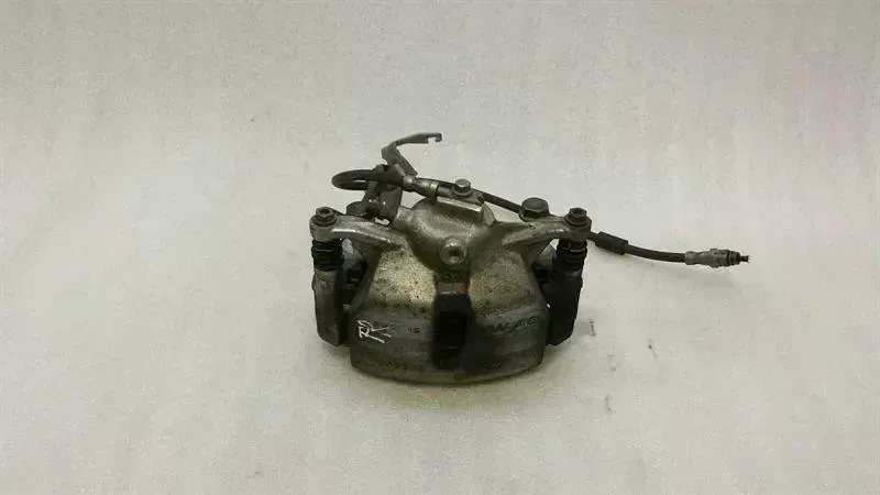 Audi A3 (8V) Audi A3 8V Facelift Right Front Caliper Brake Caliper Front Right Body type: Hatchback
Fuel: Diesel