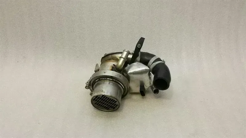 Audi A3 (8V) Audi A3 8V facelift egr cooler 04L131512BRA AGR cooler Body type: Hatchback
Fuel: Diesel