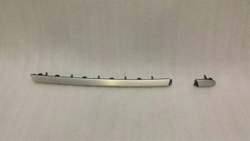 Audi A3 (8Y)  2020-... Audi A3 8V RHD dashboard trim set 8V2853189AE right hand drive aluminium aluminium S Line