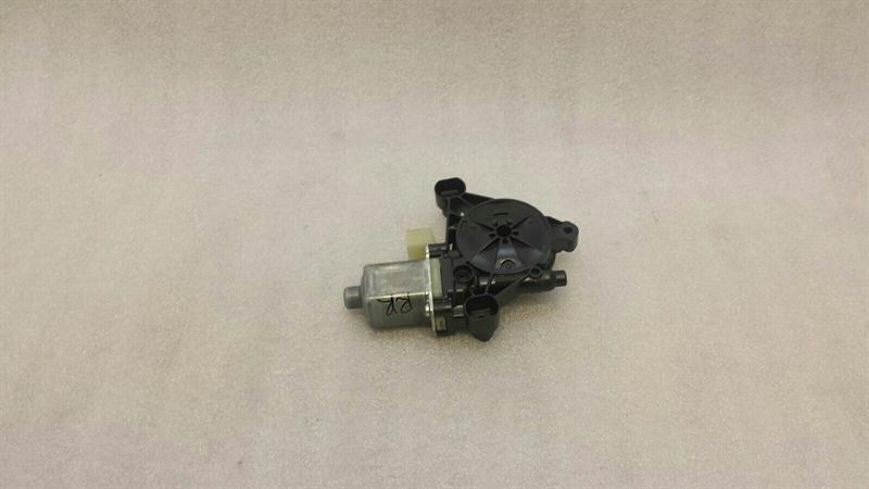 Audi A3 (8Y)  2020-... Audi A3 8V RRH door window motor 5Q0959802 window regulator motor rear right