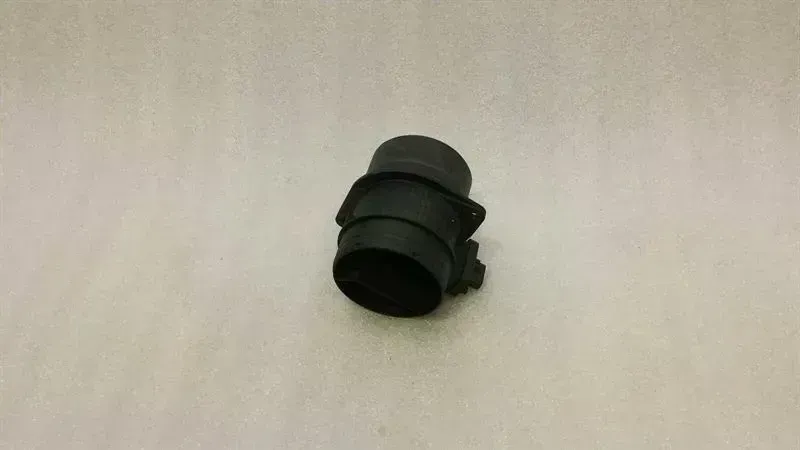 Audi A3 (8V) Audi A3 8V Facelift Air Flow Meter 03L906461A Mass Air Flow Sensor Body type: Hatchback
Fuel: Diesel