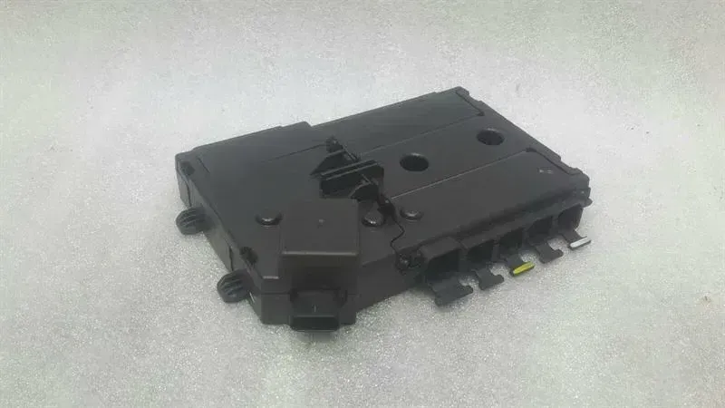 Mercedes-Benz A (W176) Fuse box
