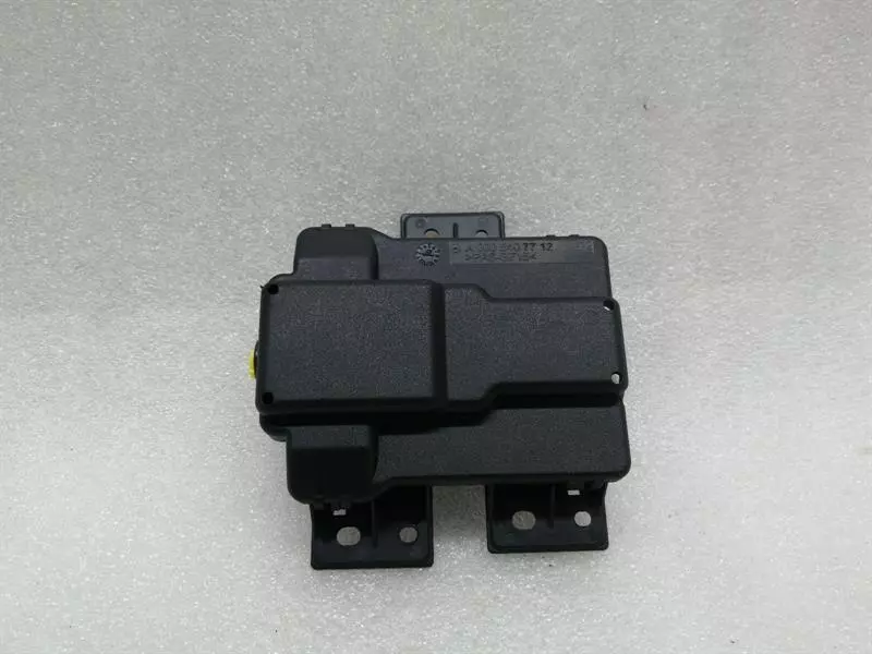 Mercedes-Benz CLS (C257) Mercedes CLS C257 W257 Fuse Box A0005407712 Fuse Box Body type: Saloon
Fuel: Diesel