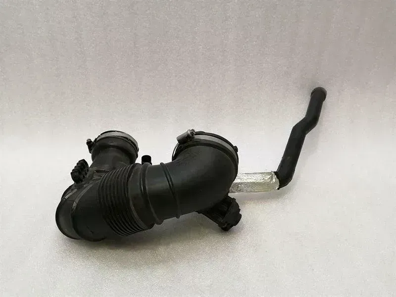 Mercedes-Benz A (W176) Mercedes GLE W166 Intake Pipe A6510904537 Intake Hose Charge Air OM651 Body type: SUV
Fuel: Diesel