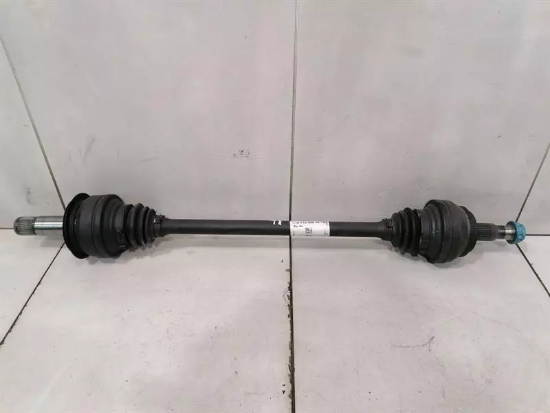 Mercedes-Benz CLS (C257) Mercedes CLS C257 W257 Left Rear Drive Shaft A2133501914 Drive Shaft Rear Body type: Saloon
Fuel: Diesel