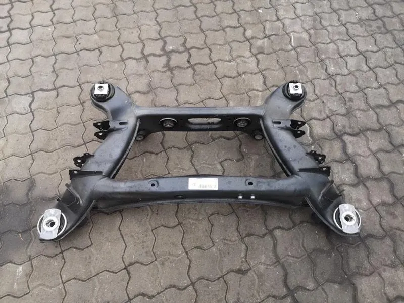 Mercedes CLS C257 W257 rear subframe A2133505203 axle frame rear axle