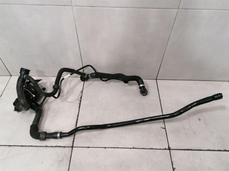 Mercedes CLS C257 W257 Additional Cooling Pump A0005003800 Coolant Pump Pump