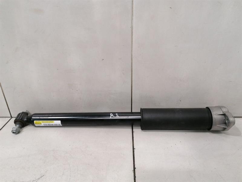 Mercedes-Benz CLS (C257) Mercedes CLS C257 W257 Shock Absorber Rear A2133201630 Shock Absorber Rear Body type: Saloon
Fuel: Diesel