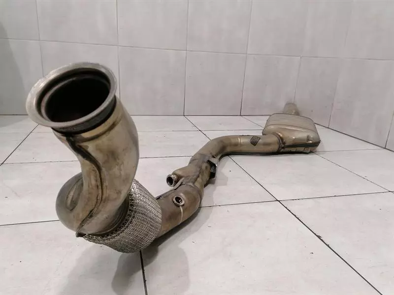 Mercedes-Benz CLS (C257) Mercedes CLS C257 W257 Exhaust Silencer A2134905905 Exhaust Muffler Body type: Saloon
Fuel: Diesel