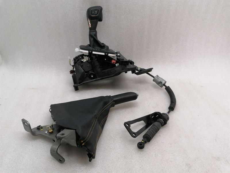 Ford Ranger 2022-... Ford Ranger P375 MK4 WILDTRAK Gear Selector JB3P-7K004-DA Circuit Backdrop RHD