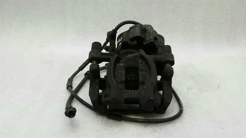 BMW X1 (F48) BMW X1 F48 Left Rear Caliper 6860397 Brake Caliper Rear Left PBM Body type: SUV
Fuel: Diesel