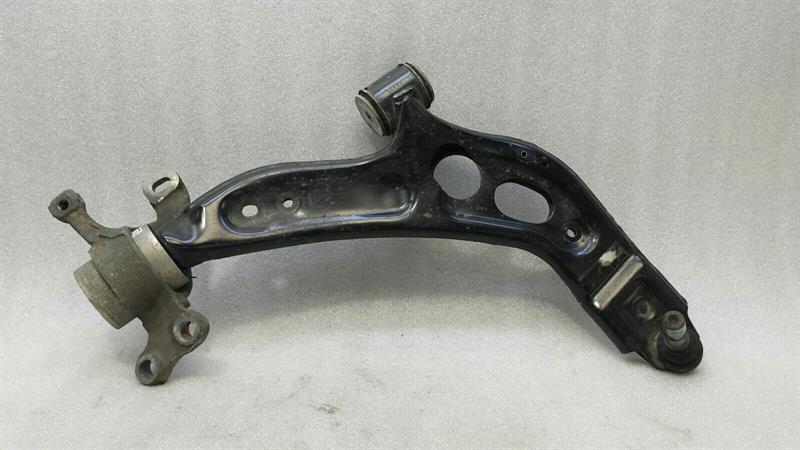 BMW X1 (F48) BMW X1 F48 right front wishbone 6879844 front right handlebar. Body type: SUV
Fuel: Diesel