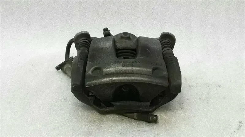 BMW X1 (F48) BMW X1 F48 Left Front Caliper 6860267 Brake Caliper Front Left Body type: SUV
Fuel: Diesel
