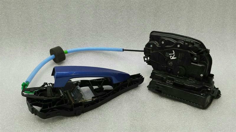 BMW X1 (F48) BMW X1 F48 rear left door lock 7281943 door lock rear left complete Body type: SUV
Fuel: Diesel