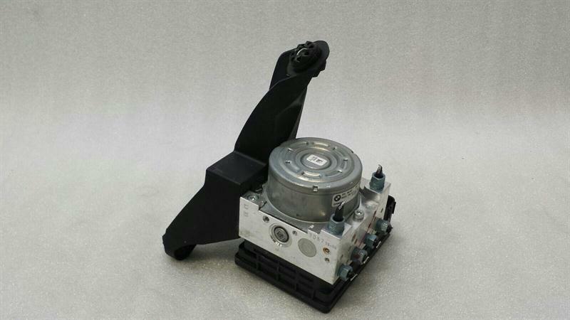 BMW X1 (F48) BMW X1 F48 A.B.S PUMP 6891409 ABS PUMP HYDRAULIC BLOCK Body type: SUV
Fuel: Petrol