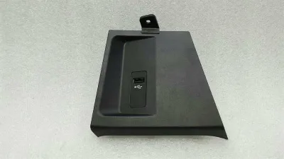 BMW X1 F48 Multimedia USB Eingang 9319542 Steuergerät