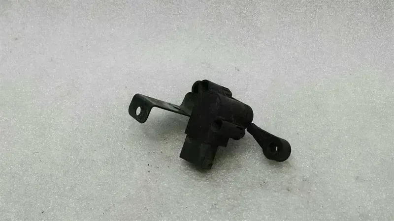 Land Rover Range Rover Evoque LAND ROVER RANGE ROVER EVOQUE L538 Level Sensor BJ32-3D026-AA Level Sensor Body type: SUV
Fuel: Petrol