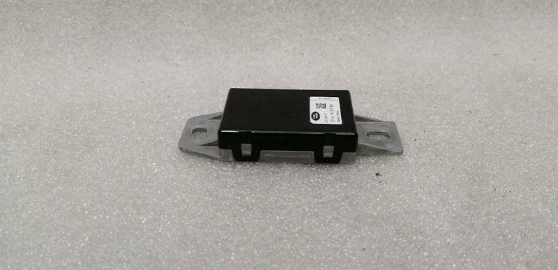 Land Rover Range Rover Evoque 2019-... LAND ROVER RANGE ROVER EVOQUE Aerial / Antenna DPLA-19C097-BA Antenna