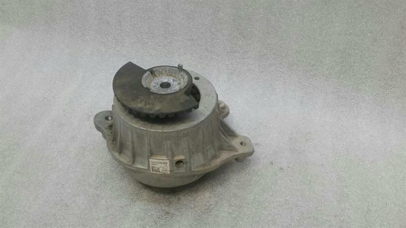 Mercedes-Benz S Coupe (C217) Engine Mount Mercedes E Class W213 Left Engine Mount A213240...
