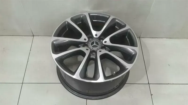 Mercedes-Benz S Coupe (C217) Alloy Wheel Mercedes E Class W213 Rear Alloy Wheel A2134010...