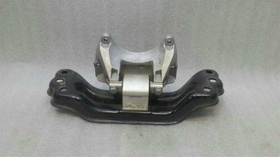 Mercedes E Class W213 Ātrumkārbas stiprinājums A2132403600 Ātrumkārbas stiprinājums