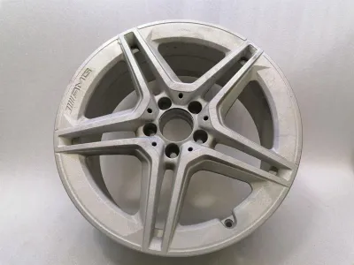 Jante en alliage Mercedes Classe A W177 A1774011800 Jante en alliage AMG