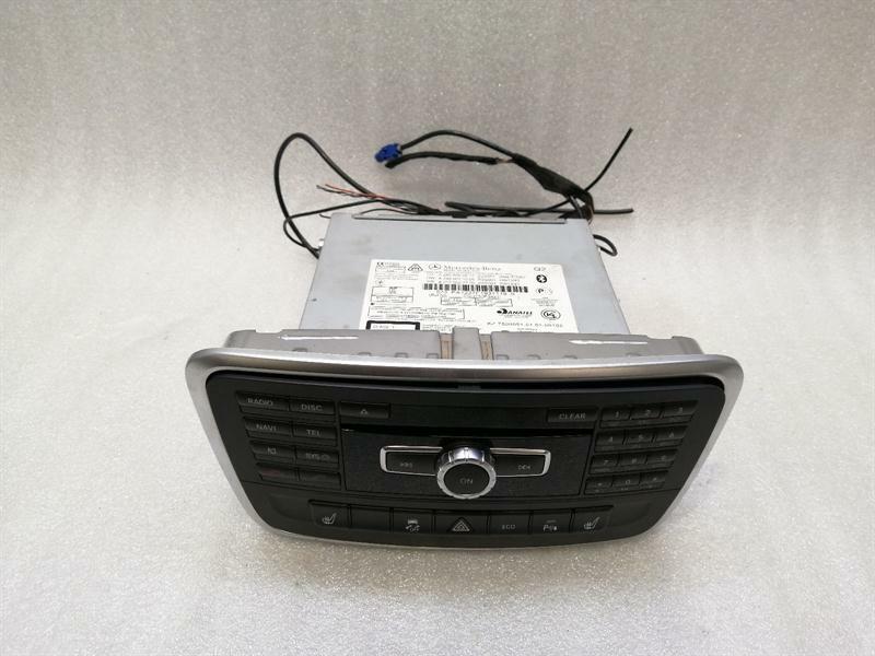 Mercedes-Benz A (W176) Mercedes Audio 20 W176 CD Player A2469000212 RADIO NAVI NTG4.5 BASE UNIT Body type: Hatchback
Fuel: Petrol