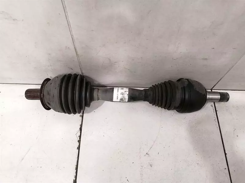 Mercedes-Benz A (W176) Mercedes A45 AMG W176 Left Front Drive Shaft A2463301801 Drive Shaft Front Li Body type: Hatchback
Fuel: Petrol