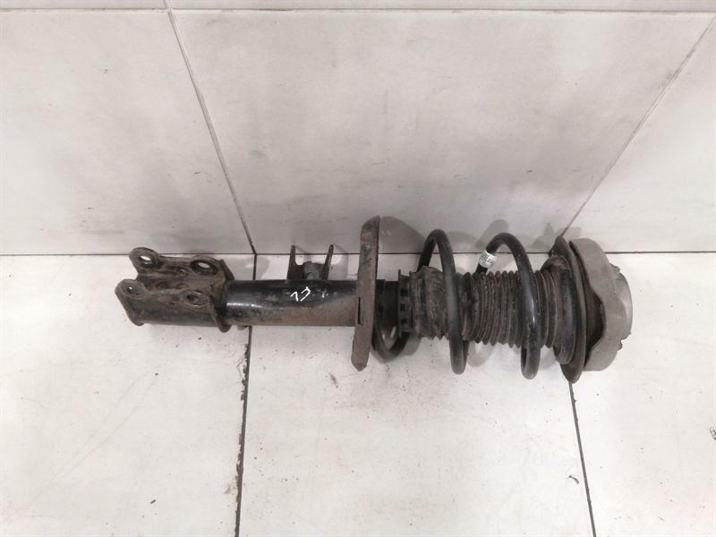 Mercedes-Benz A (W176) Mercedes A W176 A45 AMG Shock Absorber FLH A1763233500 Shock Absorber Front Left Body type: Hatchback
Fuel: Petrol