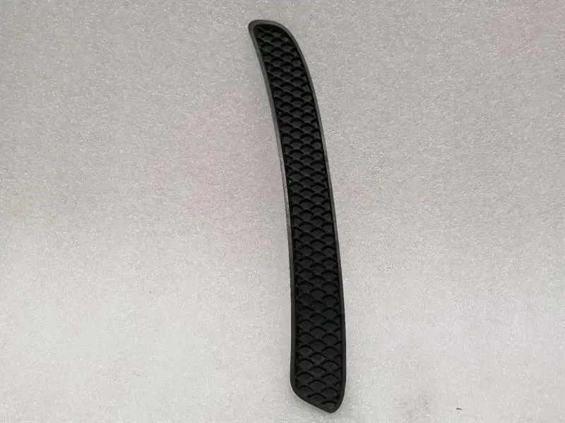 Mercedes-Benz A (W176) Mercedes a W176 a45 amg Rear Right Bumper Cover A1768850153 Rear Cover Body type: Hatchback
Fuel: Petrol