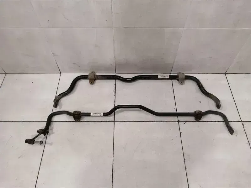 Mercedes-Benz A (W176) Mercedes A45 AMG W176 Anti Roll Bar Set A1763200511 Stabilizer Set Body type: Hatchback
Fuel: Petrol