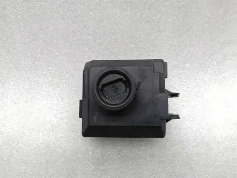 Mercedes-Benz GLA / EQA (H247) 2020-... Mercedes GLA X156 Ignition Electronic Module A2469055801 Control Unit EZS