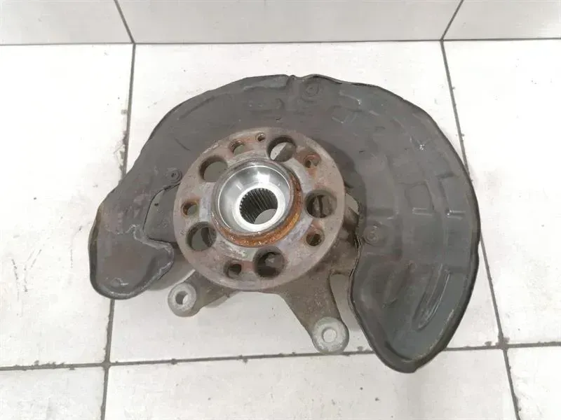 Mercedes-Benz GLA / EQA (H247) 2020-... Mercedes GLA45 AMG X156 Right Front Hub A1763320600 Wheel Bearing Housing Front Right