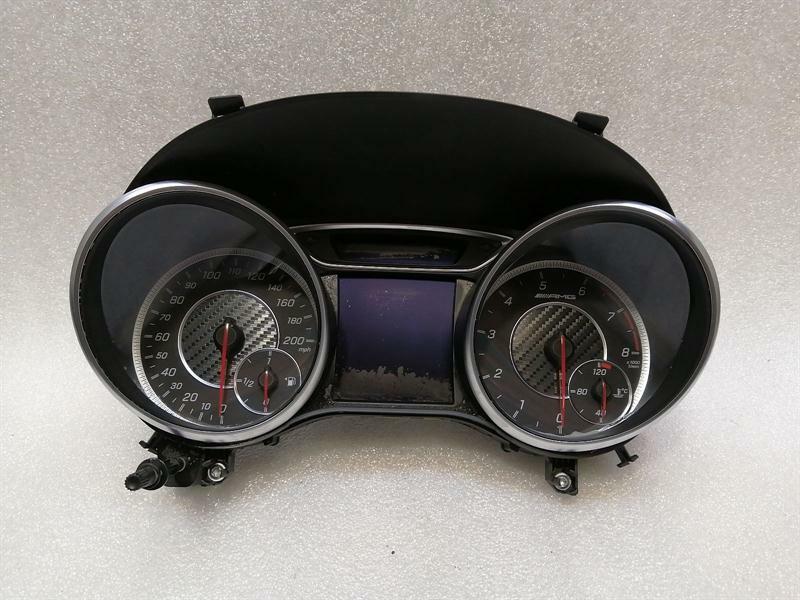 Mercedes-Benz A (W176) Mercedes A45 AMG W176 Instrument Cluster A1769006204 Speedometer MPH M133 MOP Body type: Hatchback
Fuel: Petrol