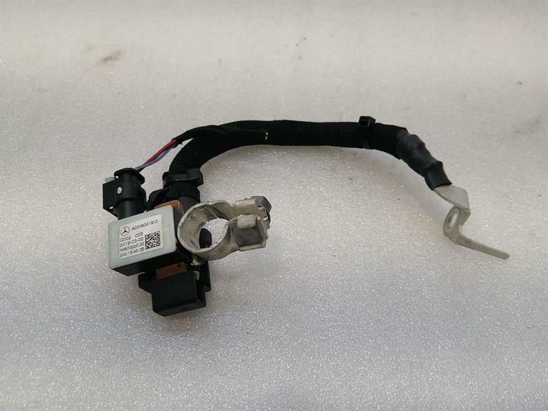Mercedes-Benz A (W177) Mercedes A Class W177 Battery Wiring Loom A0009051910 Wiring Harness Battery Body type: Hatchback
Fuel: Petrol