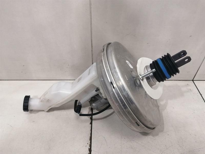 Mercedes-Benz A (W176) Mercedes A Class W176 Brake Servo A2464301330 Brake Booster RHD Body type: Hatchback
Fuel: Petrol