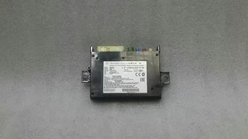 Mercedes-Benz SLK (R172) Mercedes SLC R172 MOPF Multimedia Module A2139003109 Interface Control Unit Body type: Convertible
Fuel: Petrol
