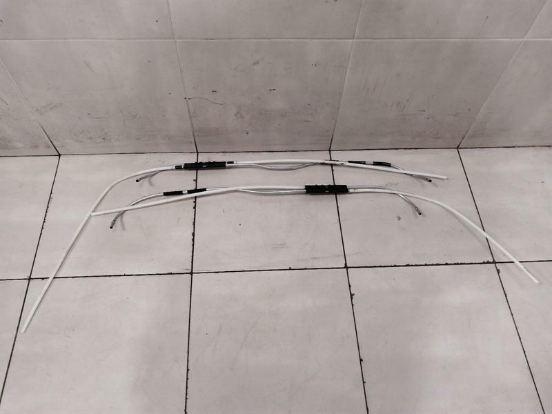 Mercedes-Benz A (W176) Mercedes A Class W176 Sunroof Cable A1767801600 Sliding Roof Guide Tube Body type: Hatchback
Fuel: Petrol