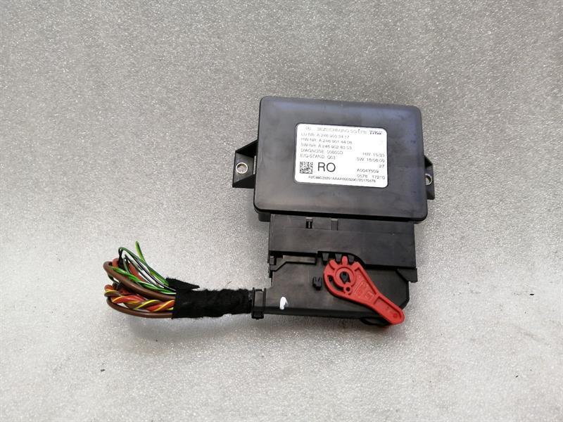 Mercedes-Benz A (W176) Mercedes A Class W176 X166 Park Brake Module A2469003417 ECU Parking Brake Body type: Hatchback
Fuel: Petrol